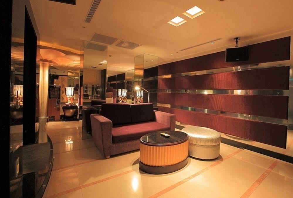 Discovery Motel - Nangang Taipei Esterno foto