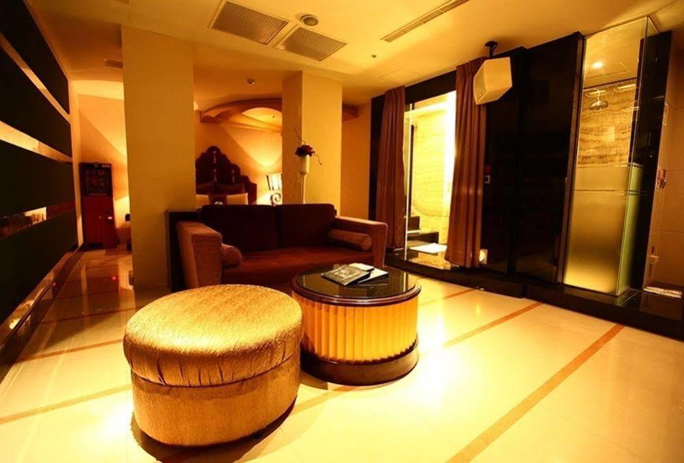 Discovery Motel - Nangang Taipei Esterno foto